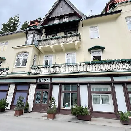 Villa Alexandercharmante Wohnung Mit Bergblick, Villa Alexander Semmering Buitenkant foto