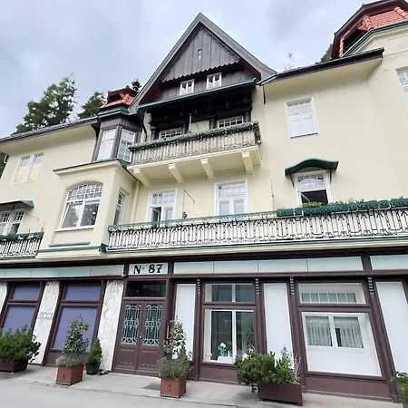 Villa Alexandercharmante Wohnung Mit Bergblick, Villa Alexander Semmering Buitenkant foto